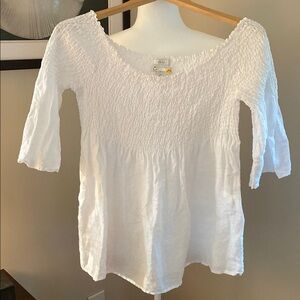 C&C CALIFORNIA 100% White Linen Smocked Top Size Large